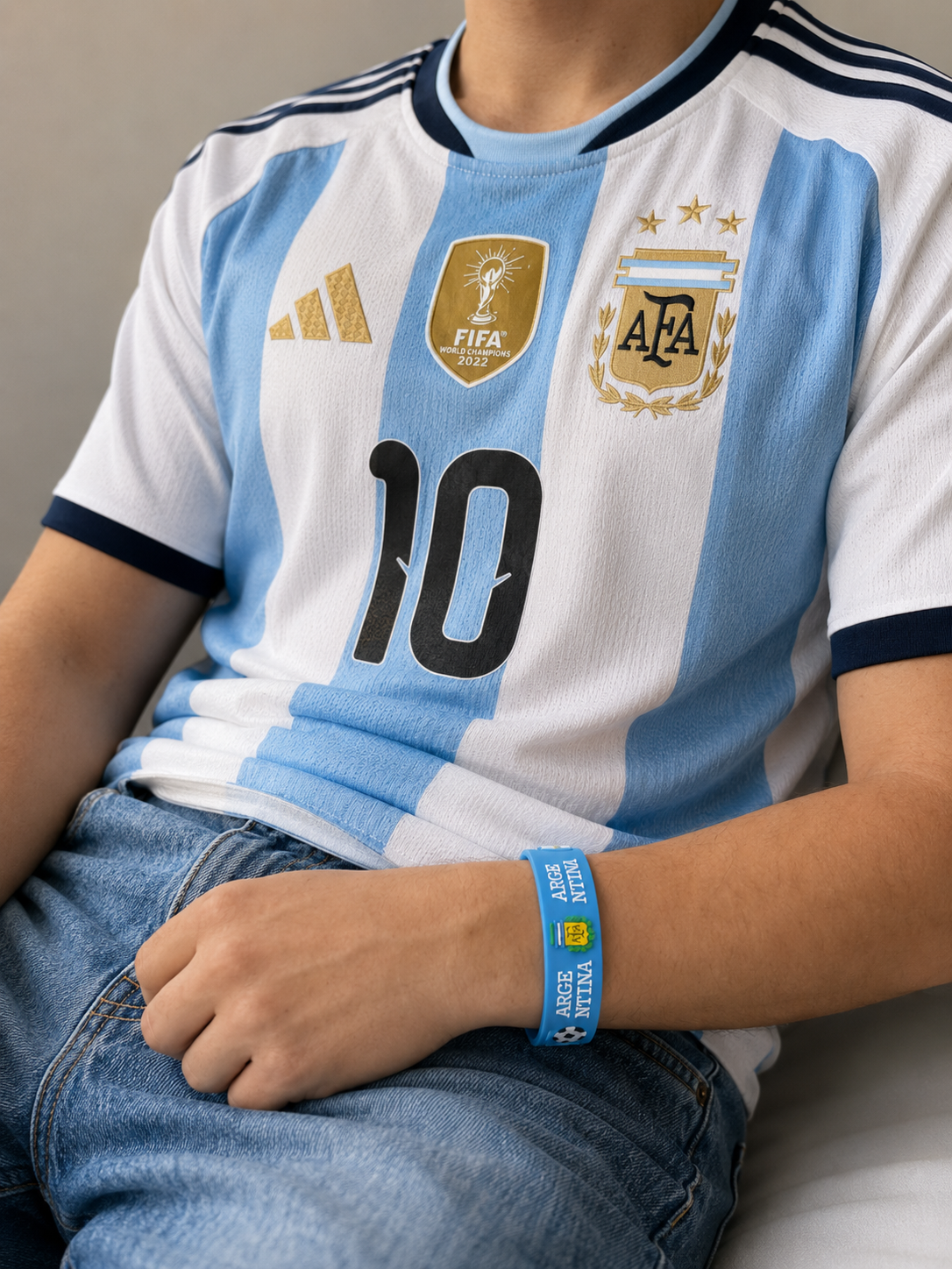 Argentina silicone World Cup fan wristband in sky blue with ARGENTINA lettering and crest